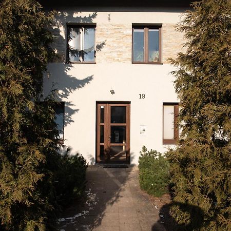 Home Studio Z Ogrodkiem Krasków Exterior foto